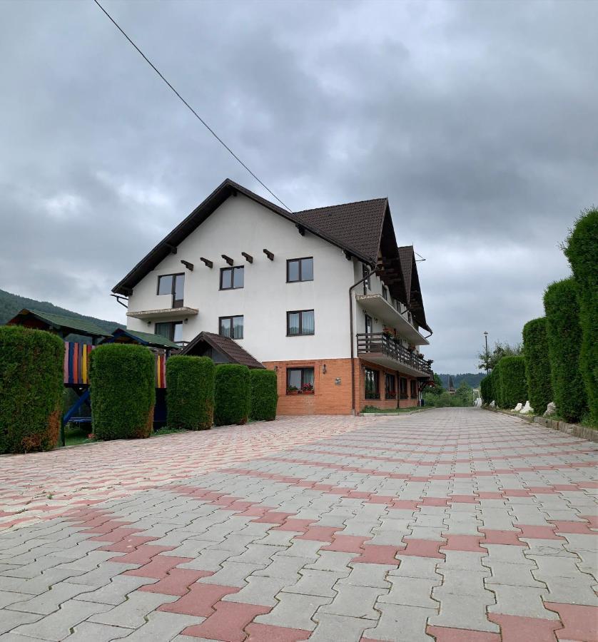 Vila Mogan Otel Moieciu de Jos Dış mekan fotoğraf