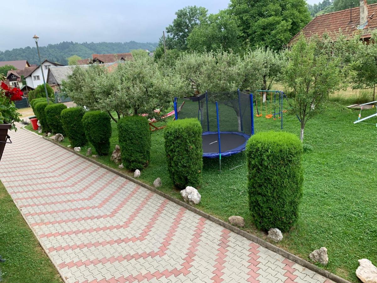 Vila Mogan Otel Moieciu de Jos Dış mekan fotoğraf