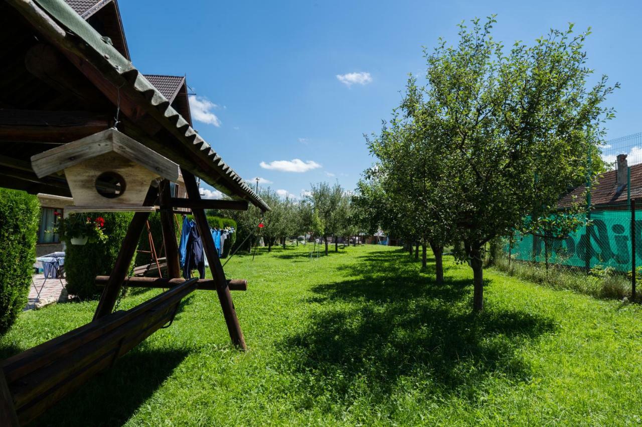Vila Mogan Otel Moieciu de Jos Dış mekan fotoğraf